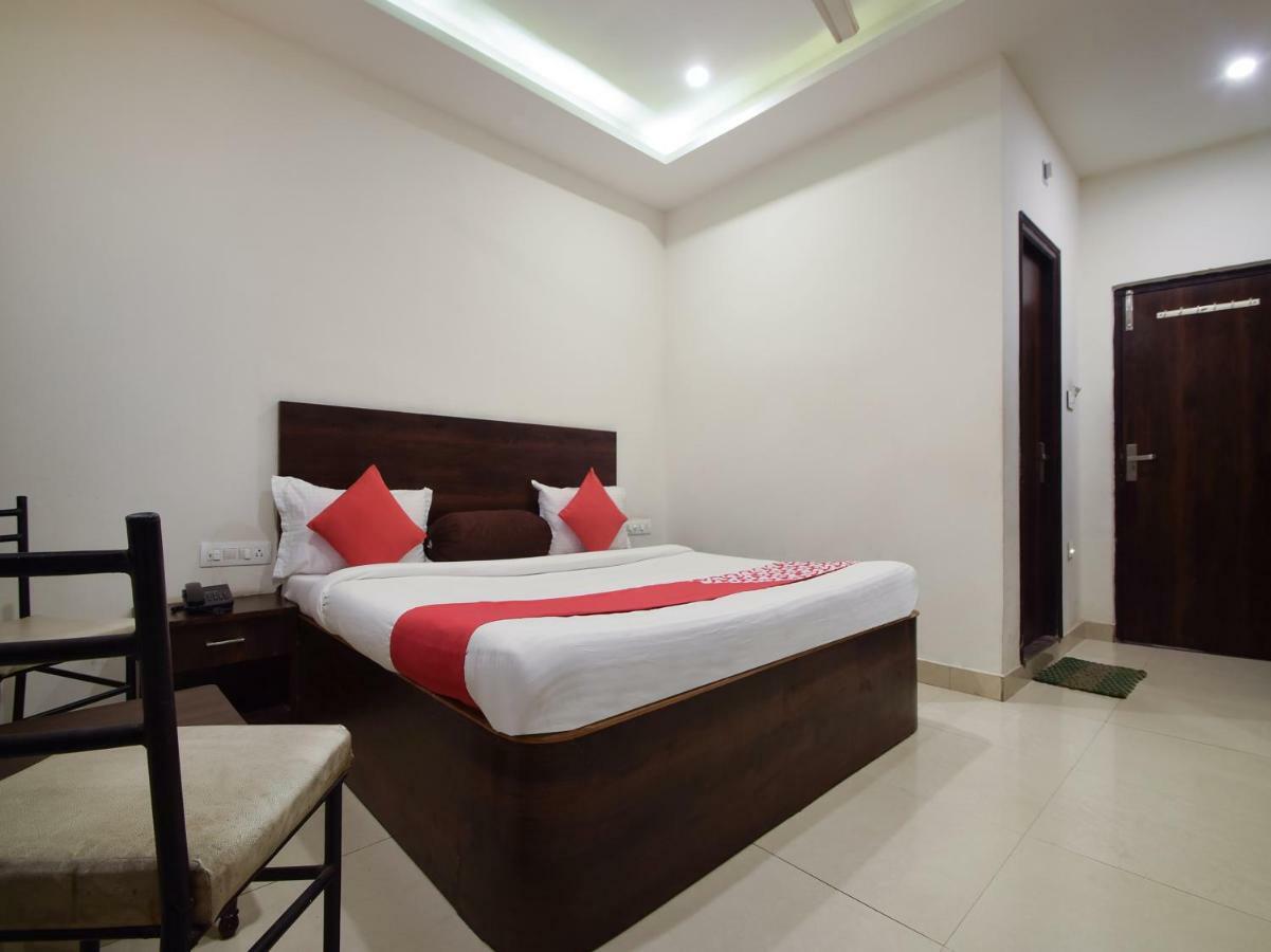 Hotel Krishna Palace Udaipur Exteriör bild