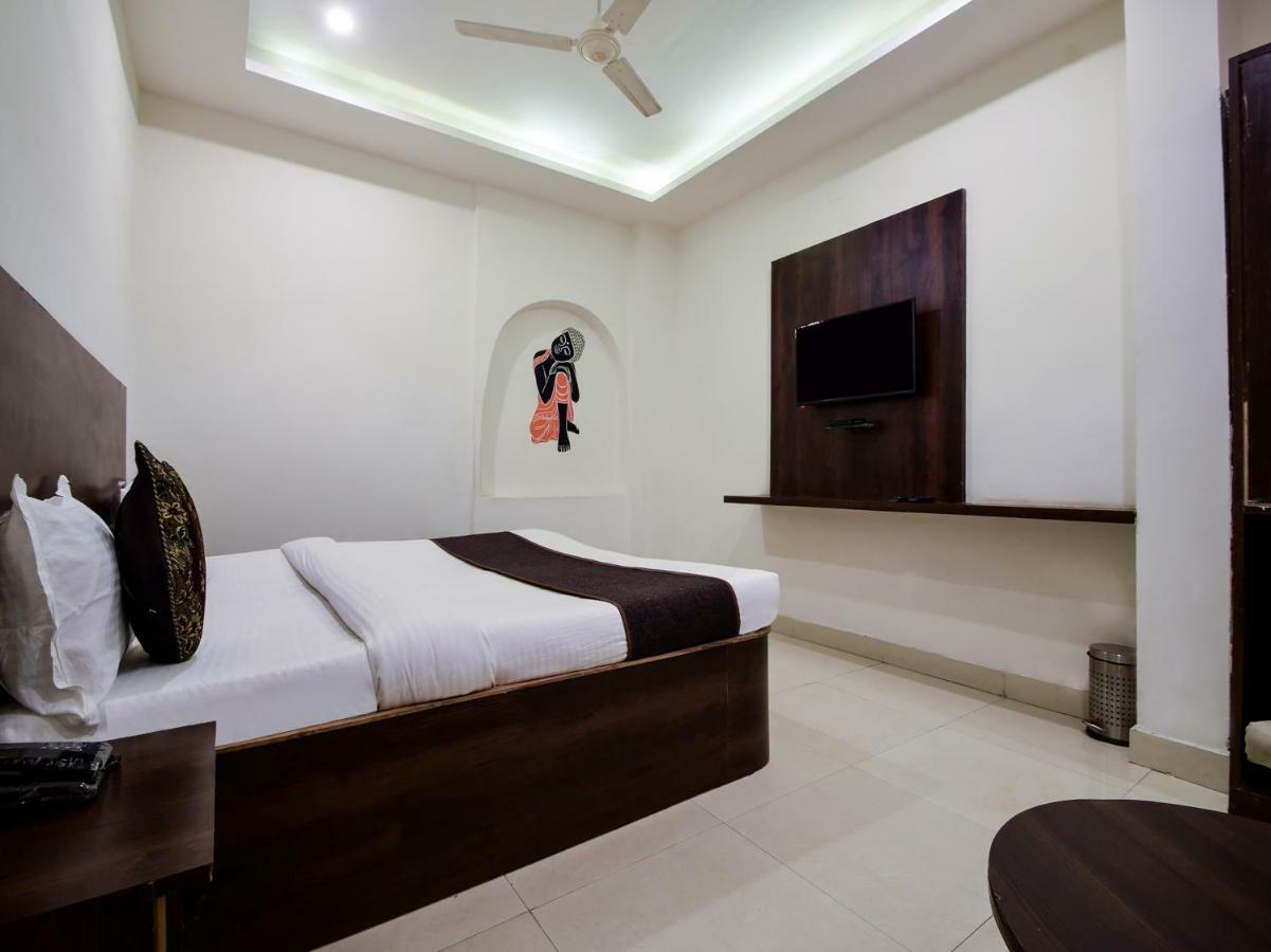 Hotel Krishna Palace Udaipur Exteriör bild