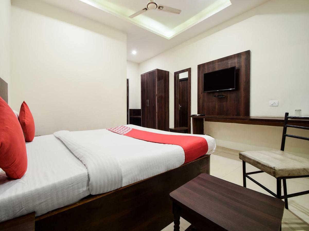 Hotel Krishna Palace Udaipur Exteriör bild