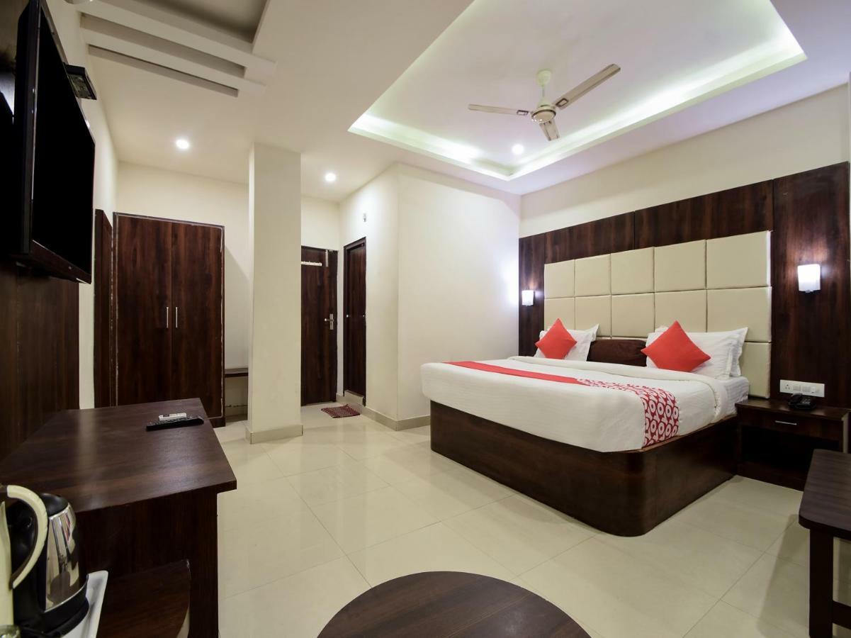 Hotel Krishna Palace Udaipur Exteriör bild