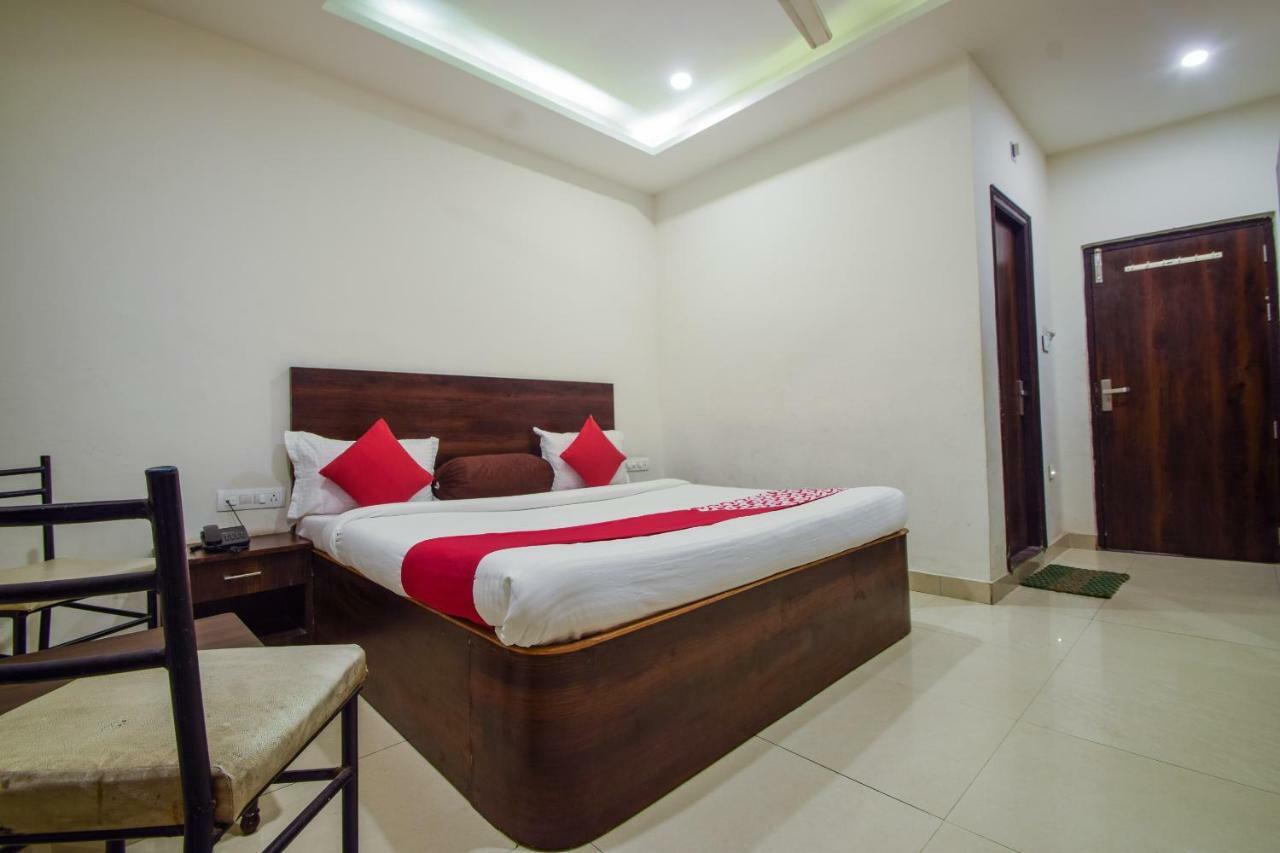 Hotel Krishna Palace Udaipur Exteriör bild