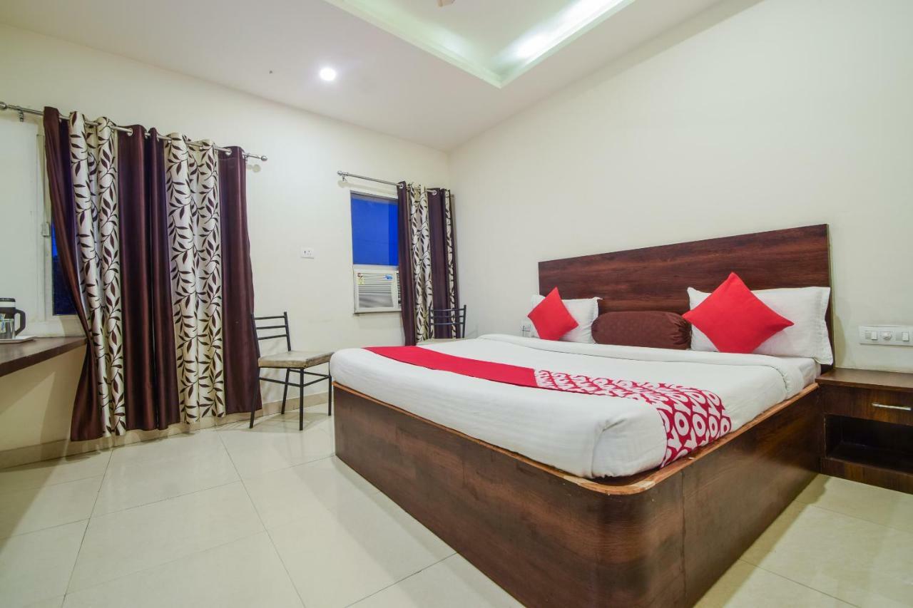 Hotel Krishna Palace Udaipur Exteriör bild