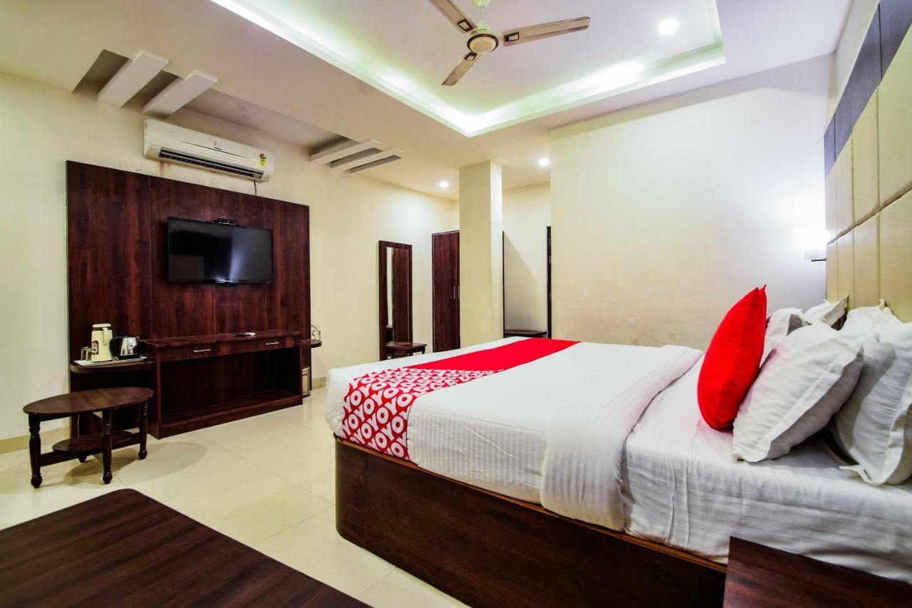 Hotel Krishna Palace Udaipur Exteriör bild