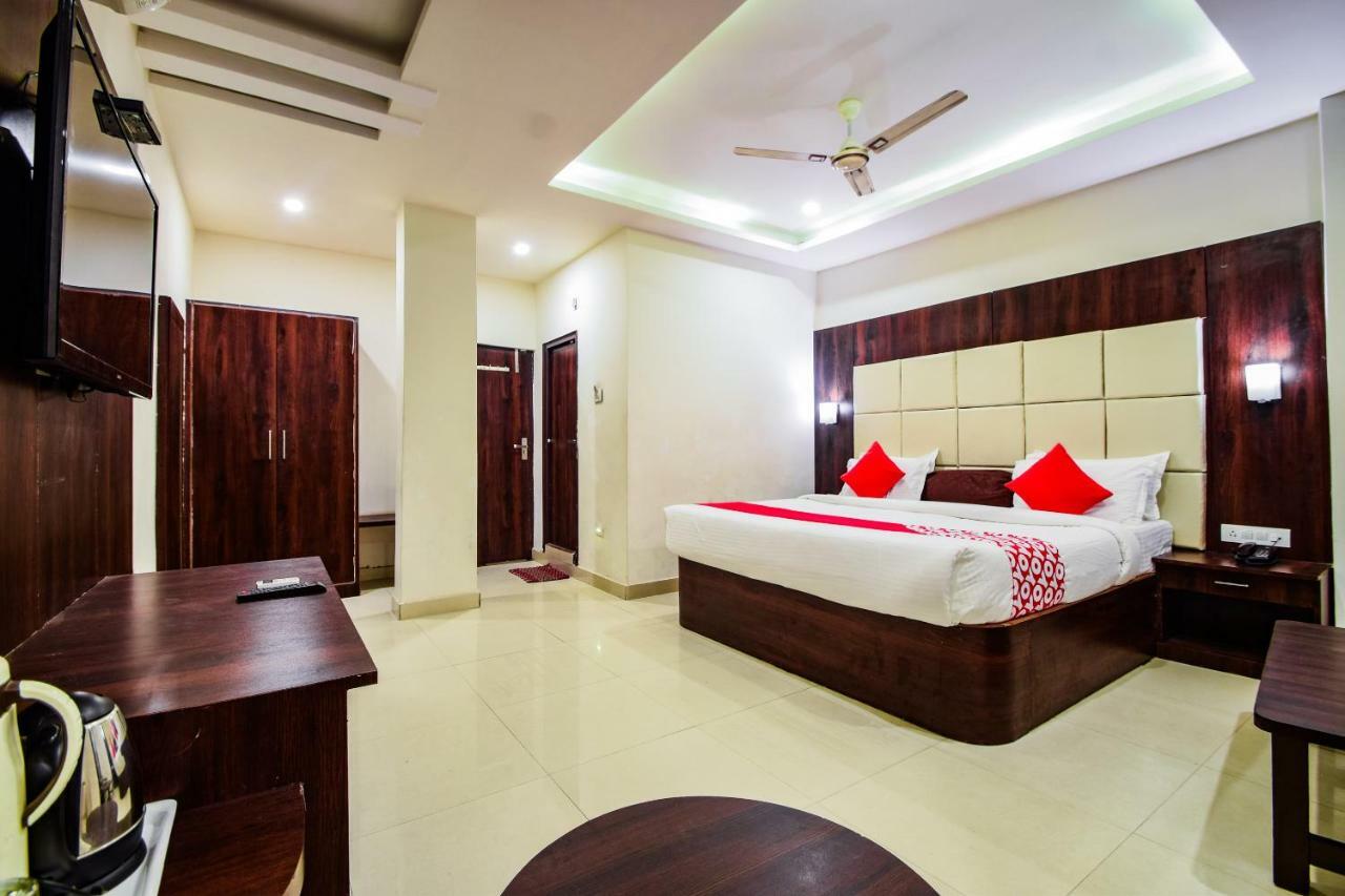 Hotel Krishna Palace Udaipur Exteriör bild