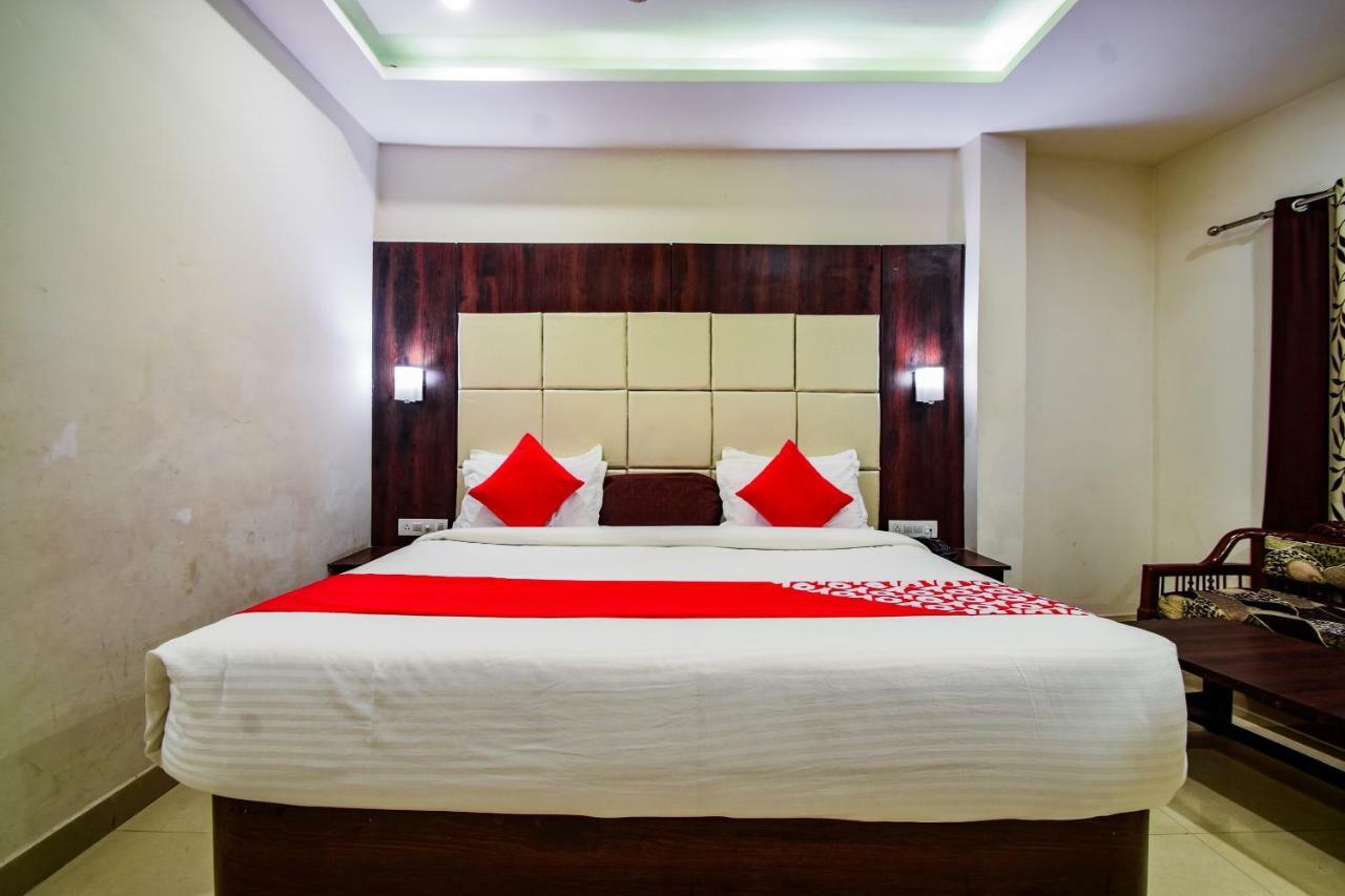 Hotel Krishna Palace Udaipur Exteriör bild