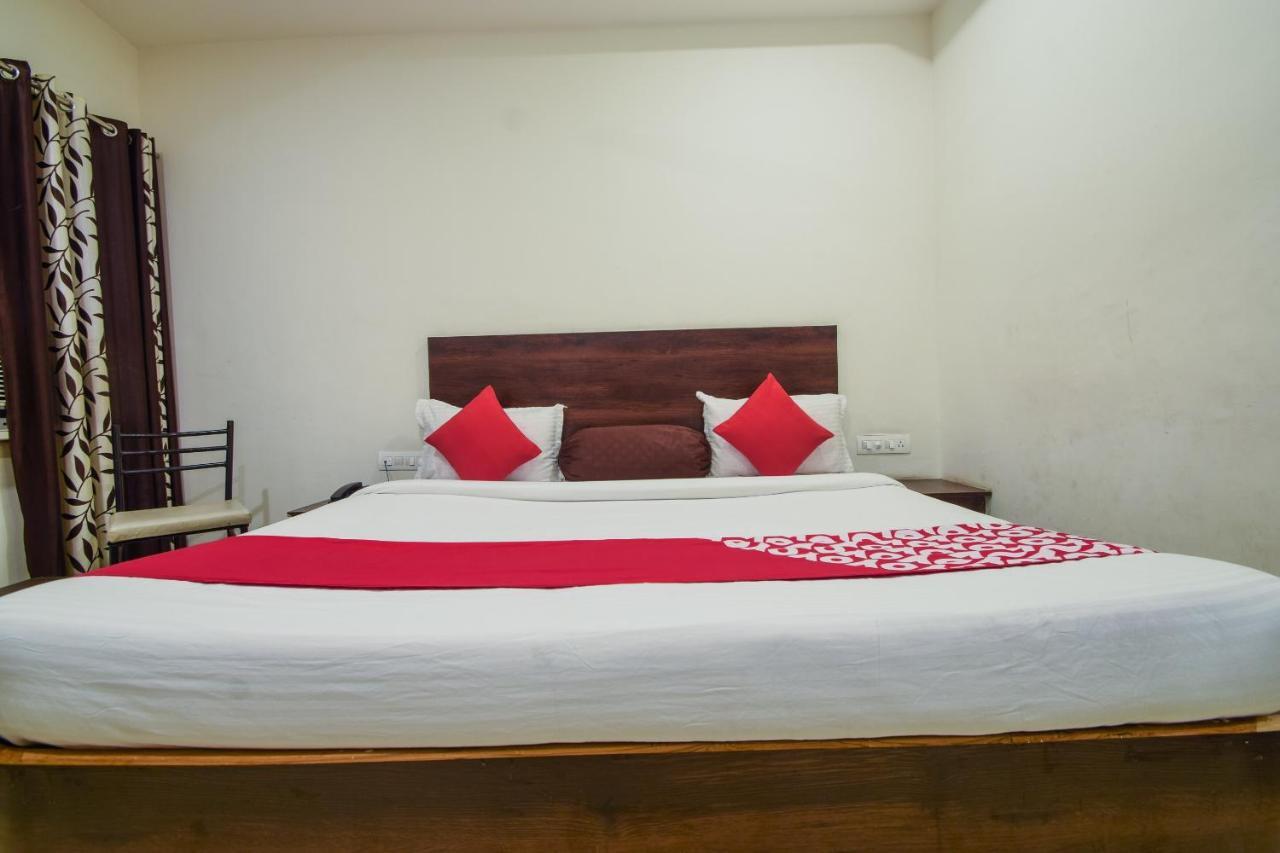 Hotel Krishna Palace Udaipur Exteriör bild